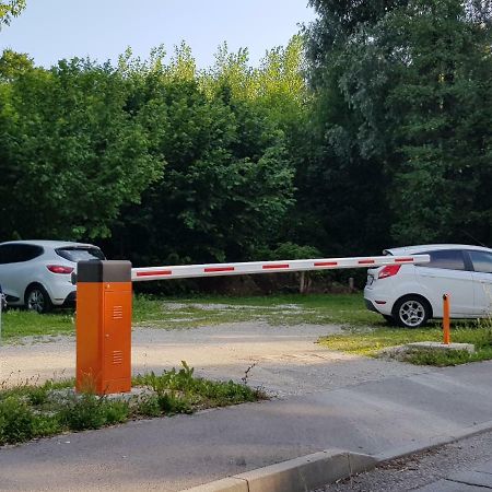 Ljubljana'S Terraceアパートメント エクステリア 写真